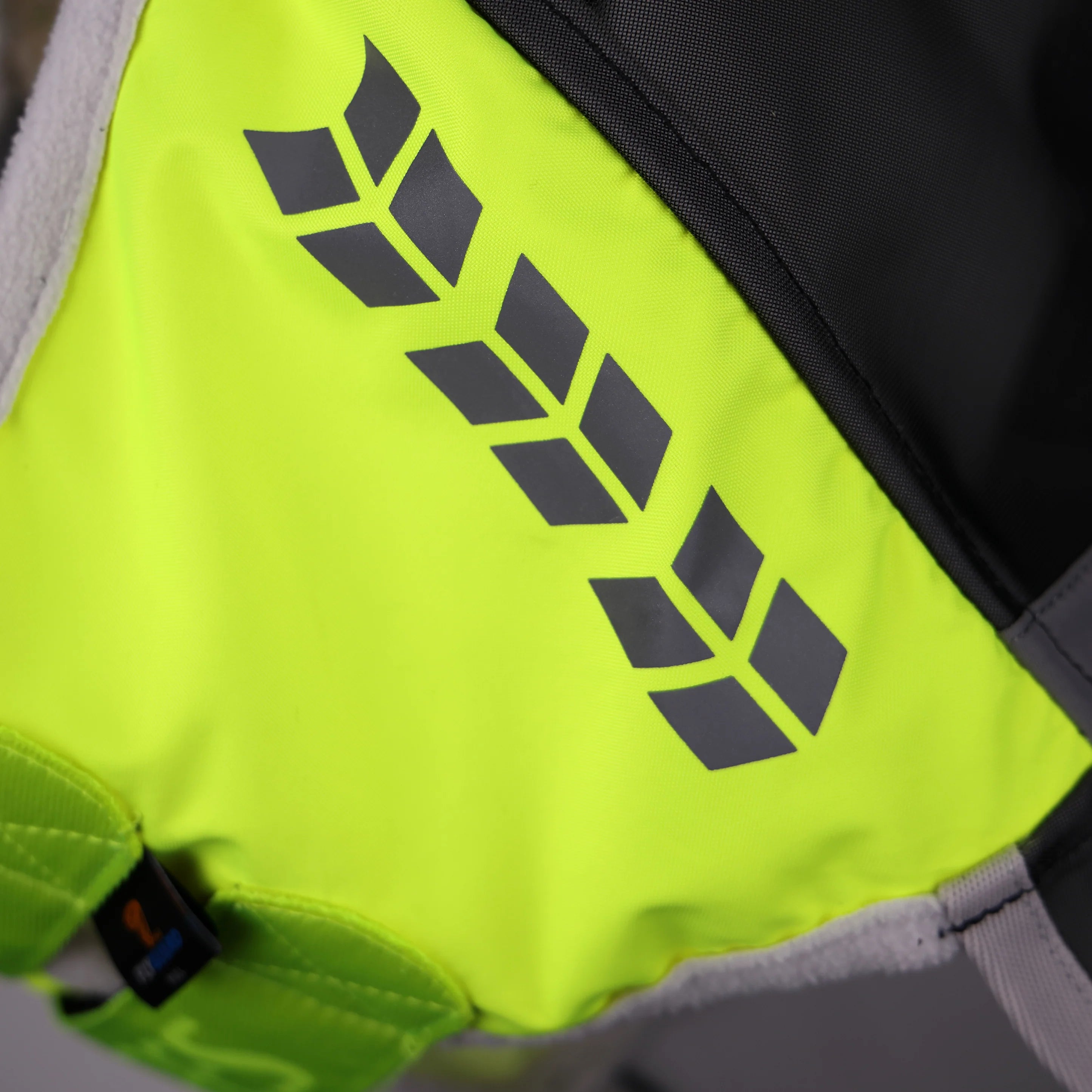 FlyGuard Pro Hi-Vis Fly Mask  