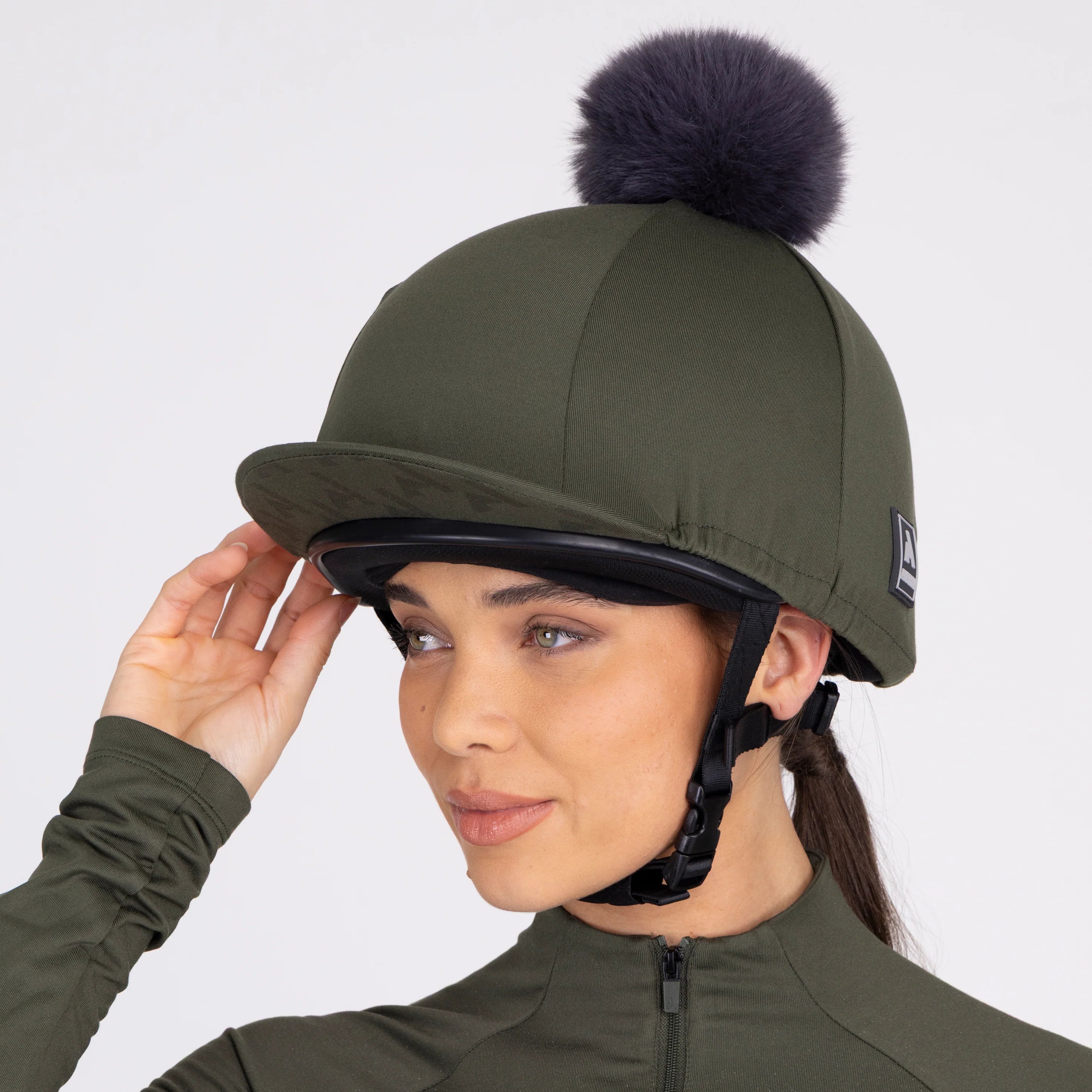 Aubrion React Helmet Cover