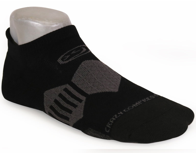 Vadar Black - Elite Running Socks - Equine Exchange Tack Shop