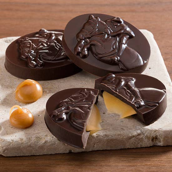 Dark Chocolate Caramel Grand Prix Jumpers Gable Box - Equine Exchange Tack Shop