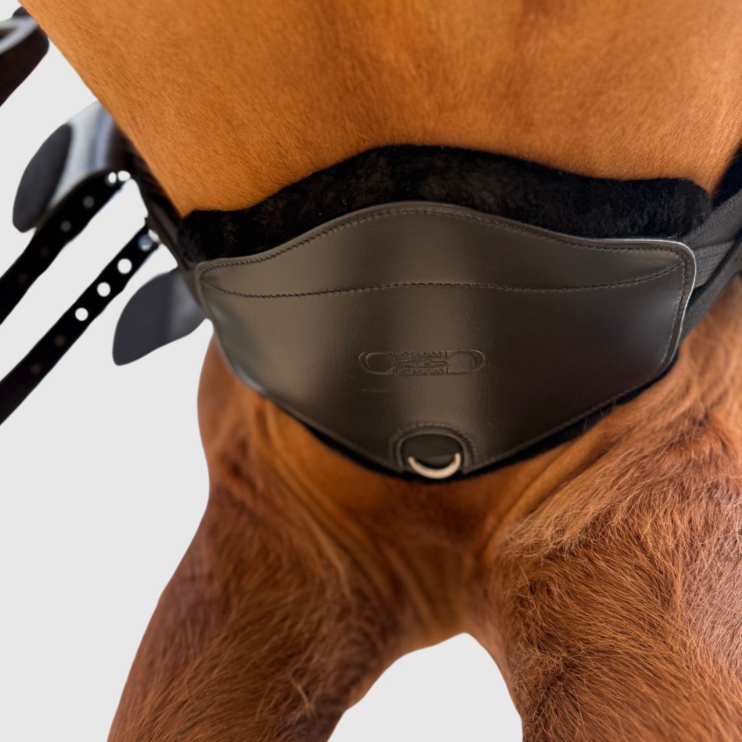 Pressure Relief Comfort Short Girth - Equine Exchange Tack Shop