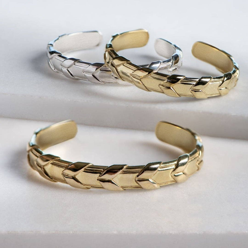 Lexington Laced Rein Cuff - Equine Exchange Tack Shop