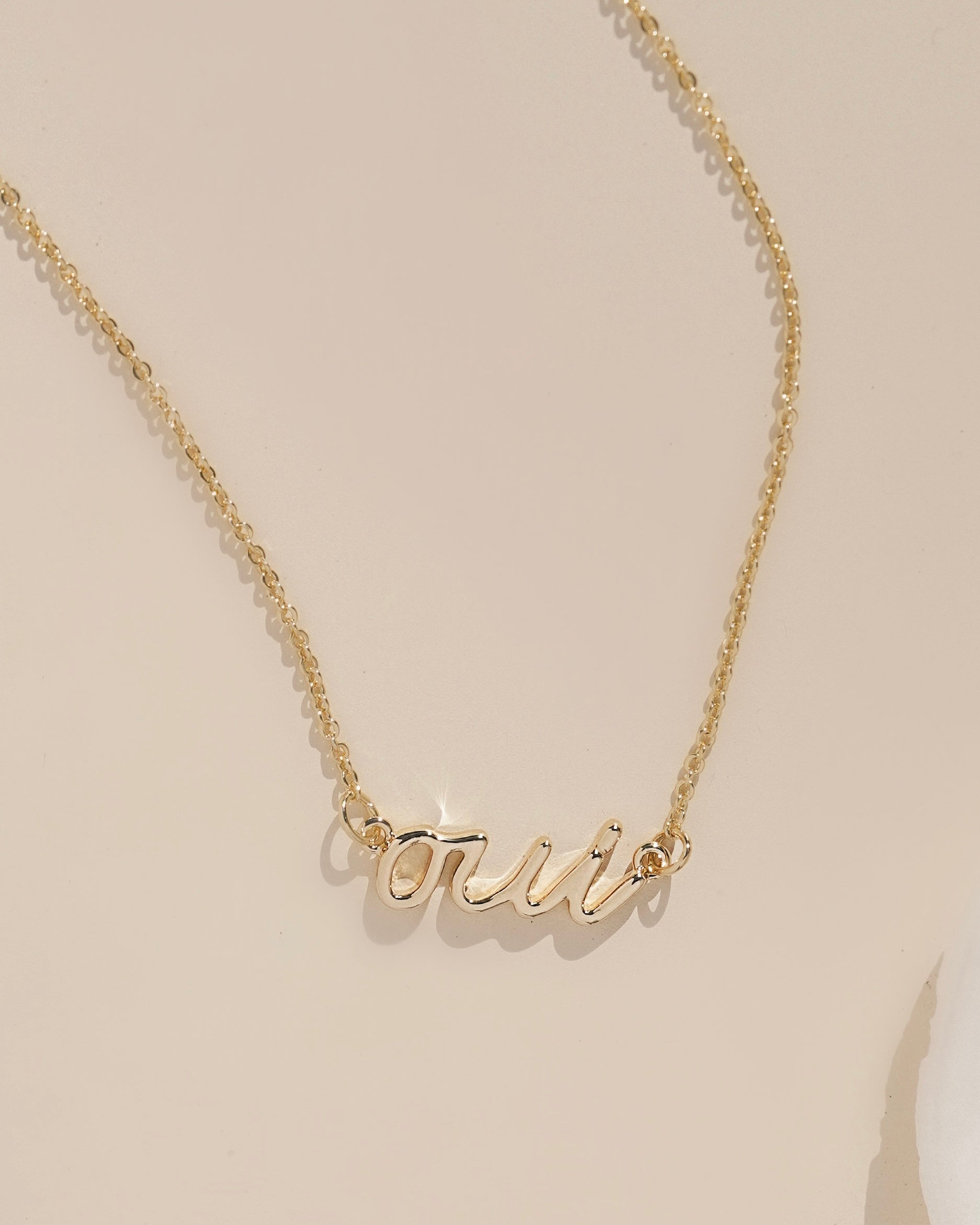 Le Paris Necklace