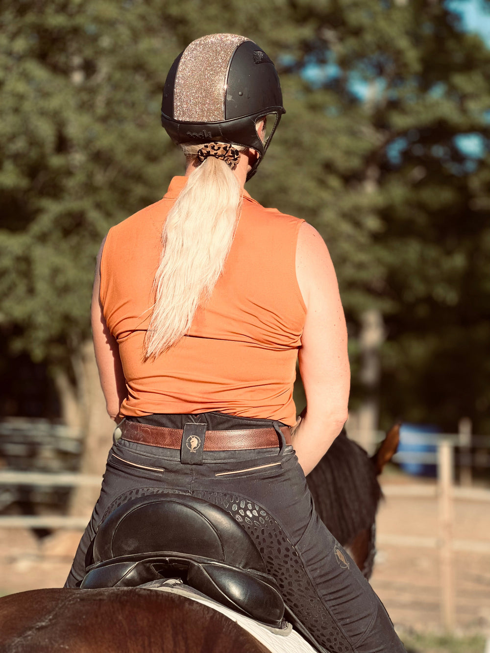 D.D. Rhythm & Relaxation Collection Sleeveless Training Shirt - DOCK RUST - Equine Exchange Tack Shop