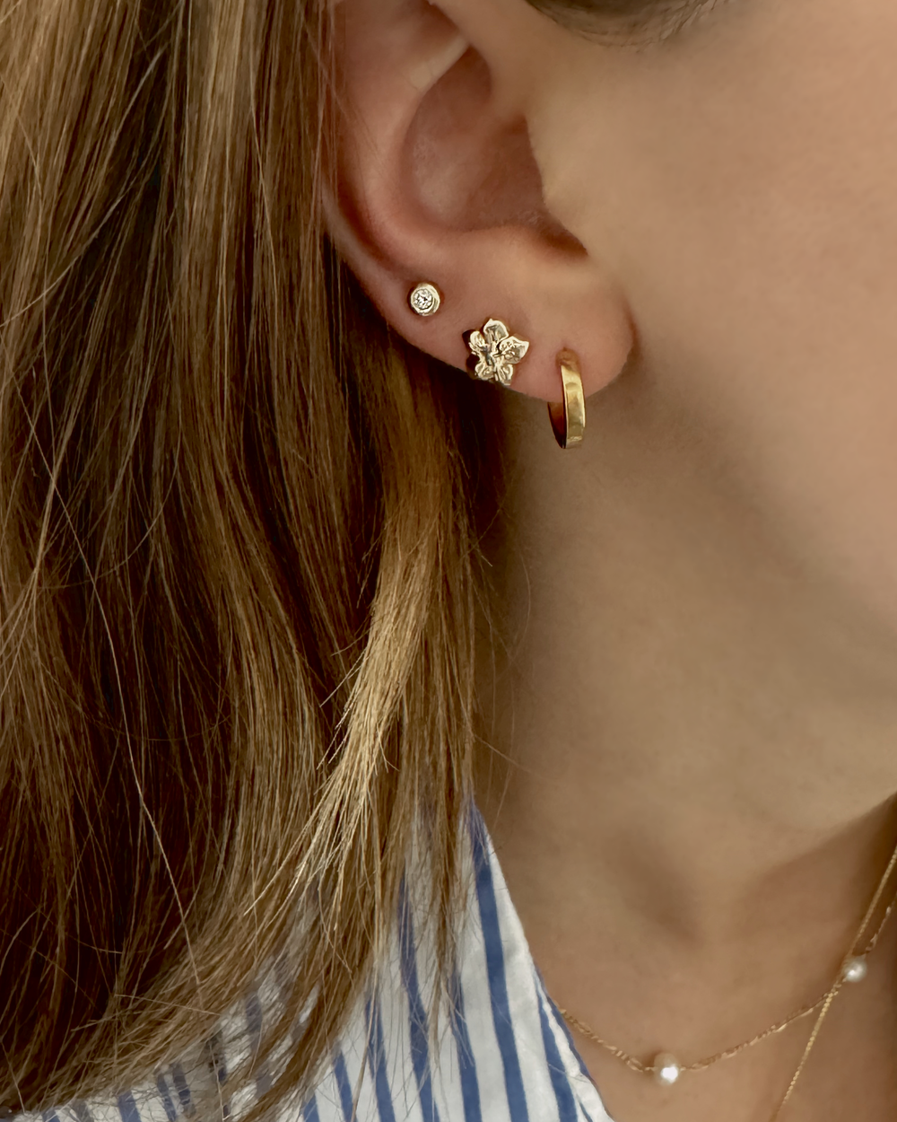 Hibiscus Studs - Equine Exchange Tack Shop