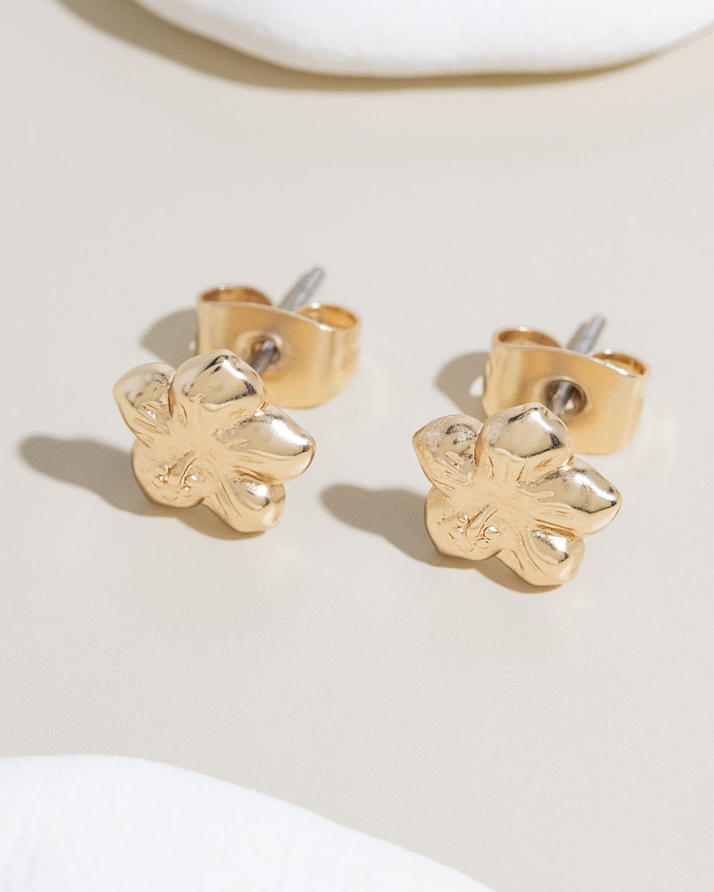 Hibiscus Studs - Equine Exchange Tack Shop