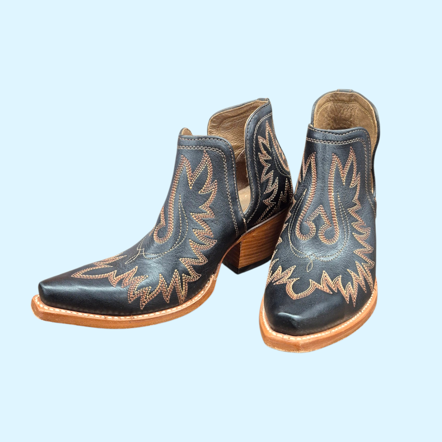 Ariat Ladies Dixon X Toe Western Ankle Boot in Brooklyn Black - 7.5  