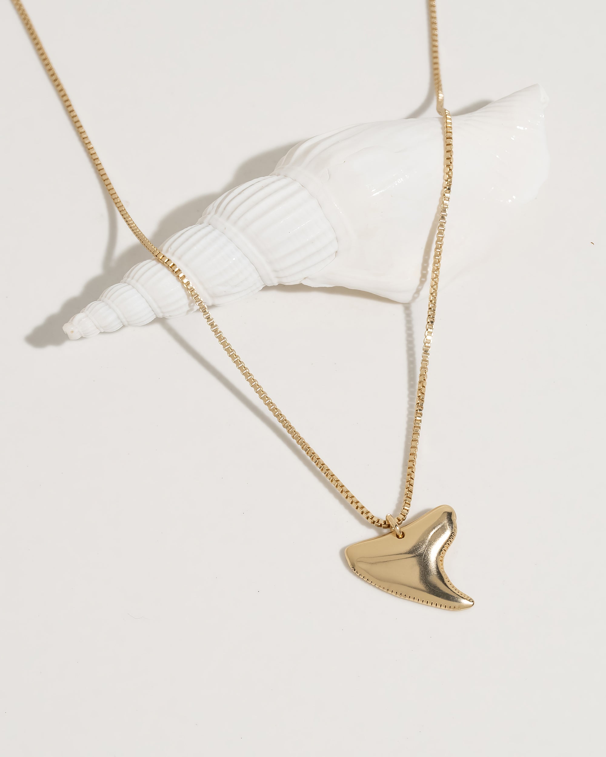 Jaws Necklace - Equine Exchange Tack Shop