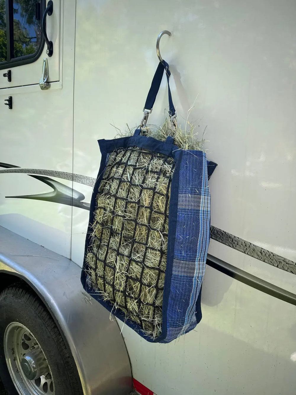 Deluxe Slow Feed Hay Bag - 1 Flake - Equine Exchange Tack Shop