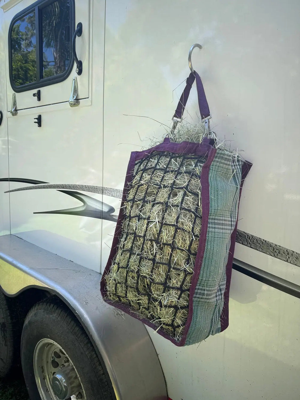 Deluxe Slow Feed Hay Bag - 1 Flake - Equine Exchange Tack Shop