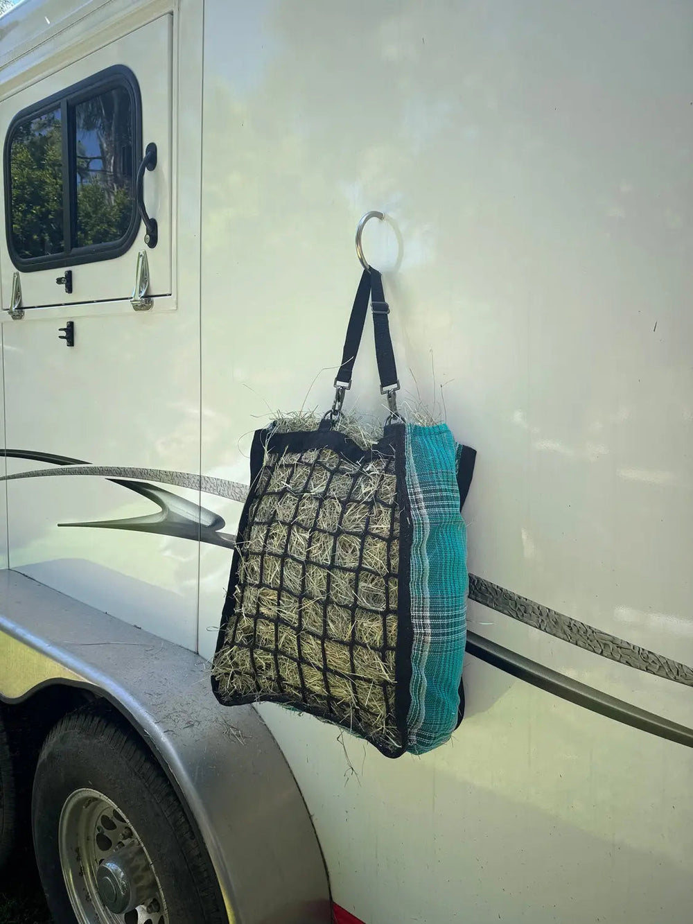 Deluxe Slow Feed Hay Bag - 1 Flake - Equine Exchange Tack Shop