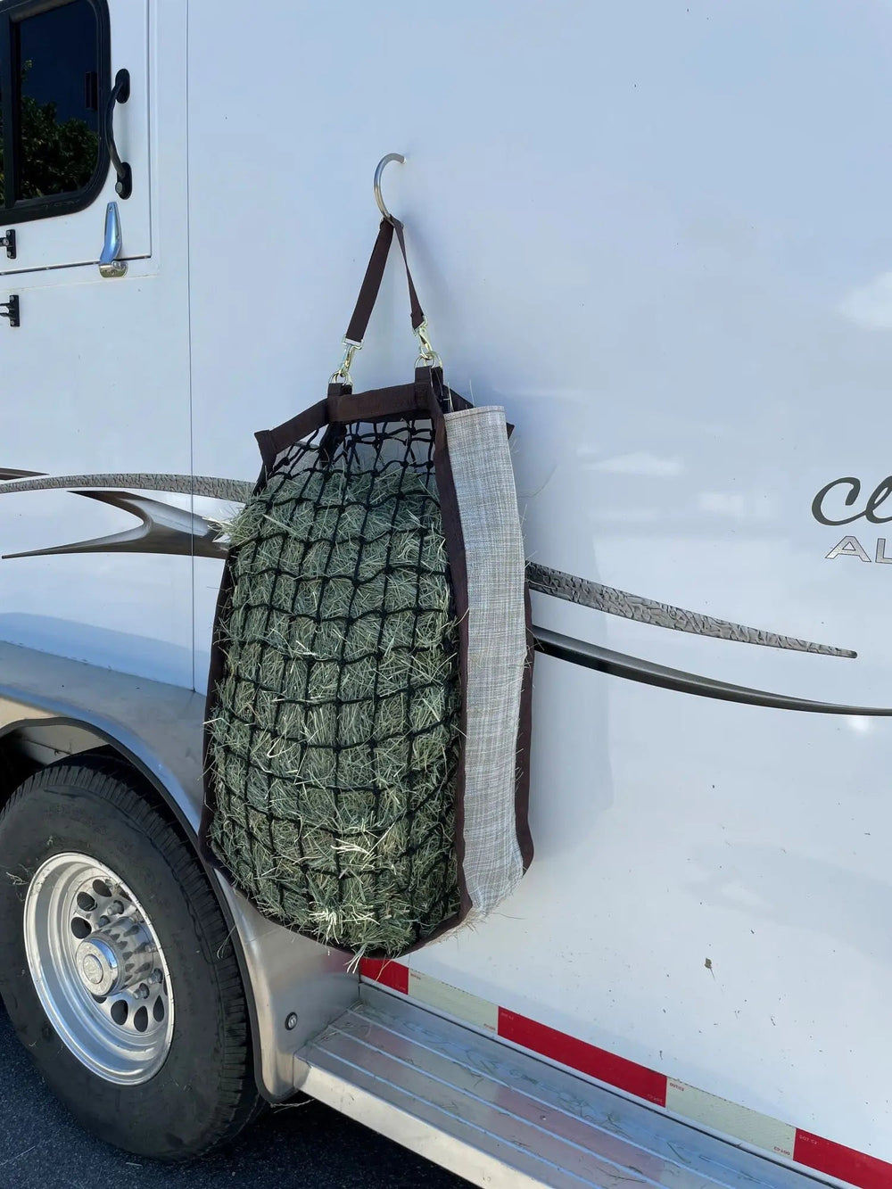 Deluxe Slow Feed Hay Bag - 2 Flake - Equine Exchange Tack Shop