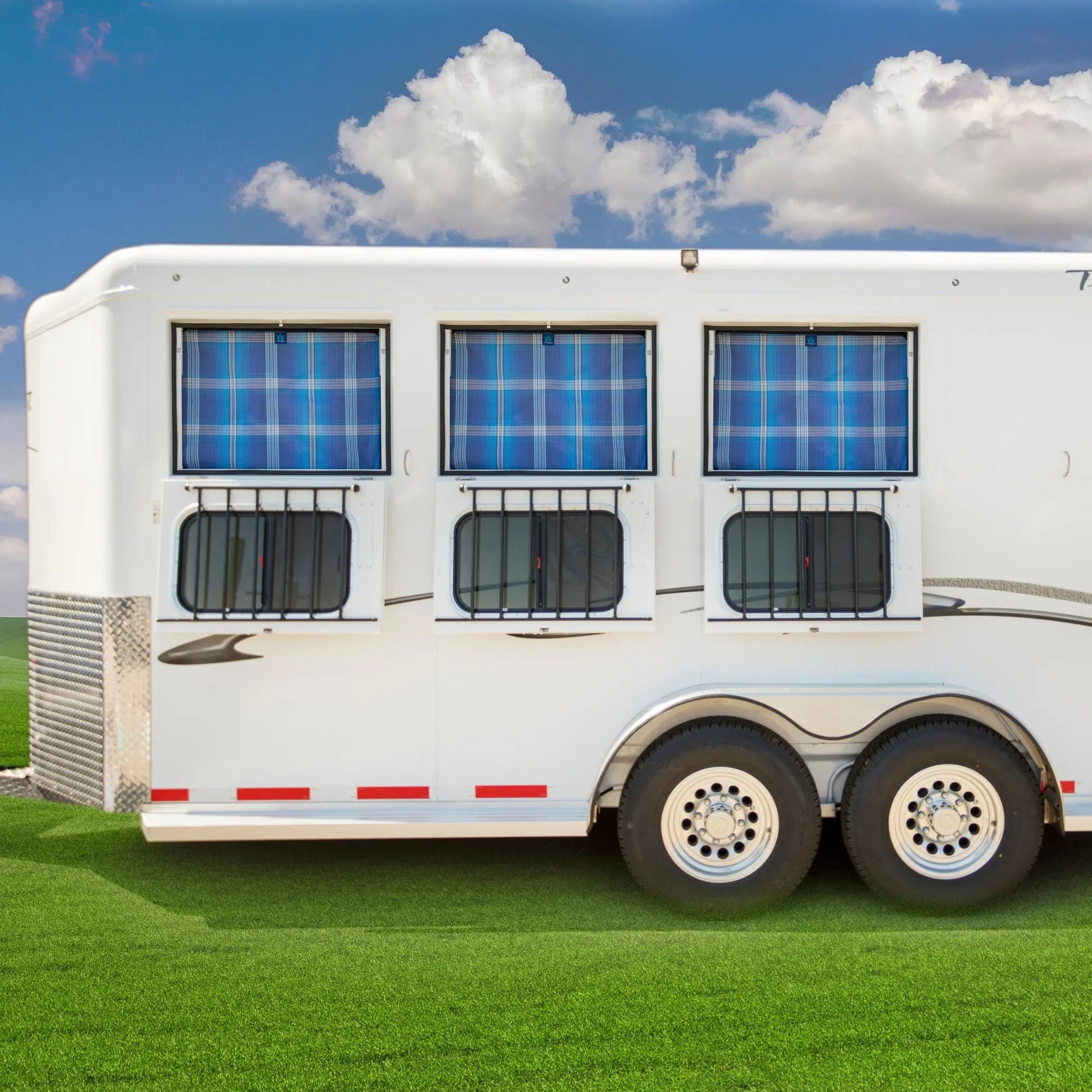 Trailer Screen - Equine Exchange Tack Shop