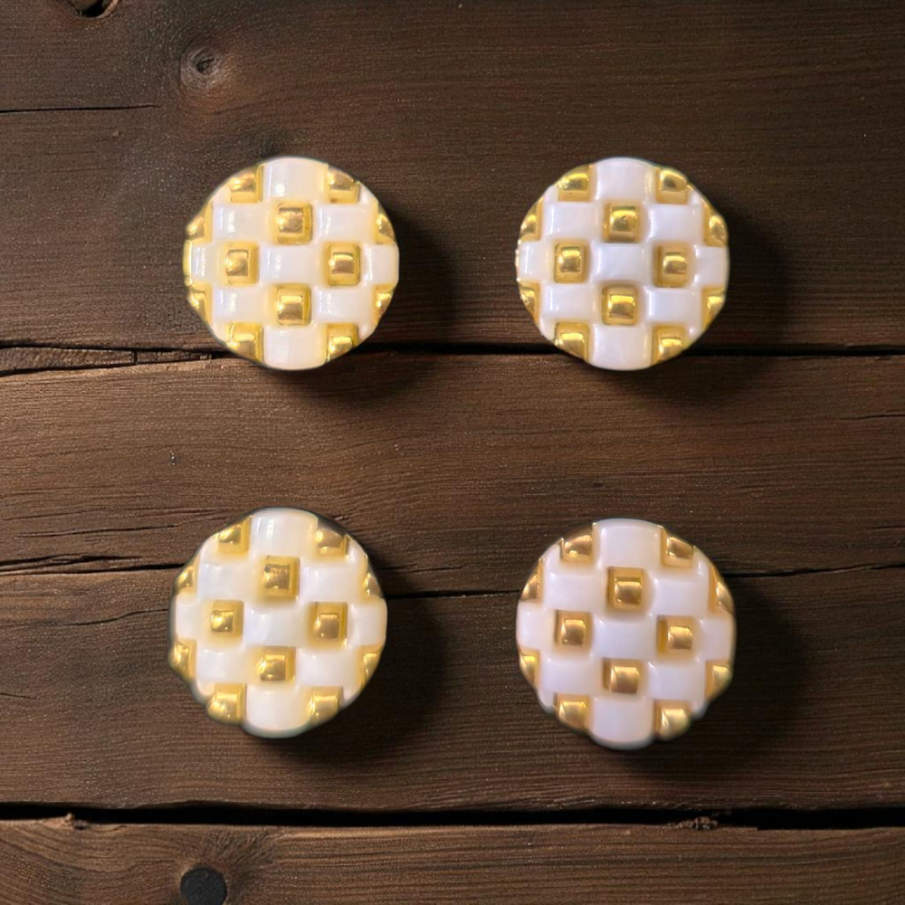 Ornaments Collection Magnetic Number Holders - CLEARANCE - Equine Exchange Tack Shop