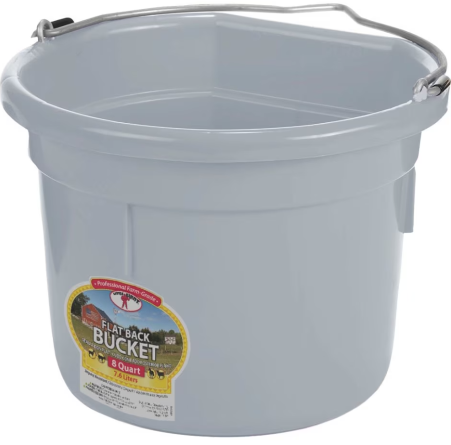 8Qt Flat Back Plastic Bucket - Equine Exchange Tack Shop