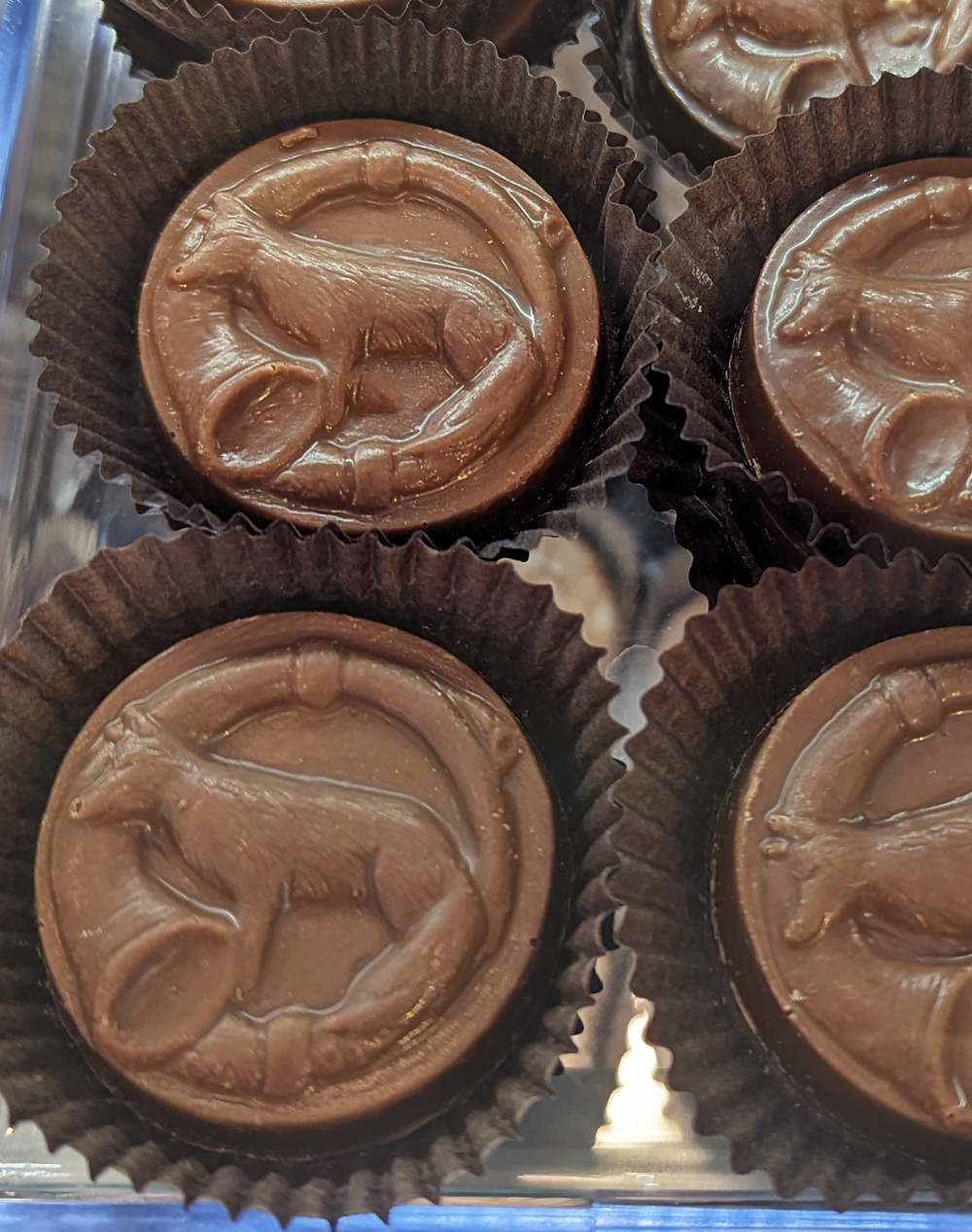 Milk Chocolate Hunt Assortment 16 pcs - Equine Exchange Tack Shop