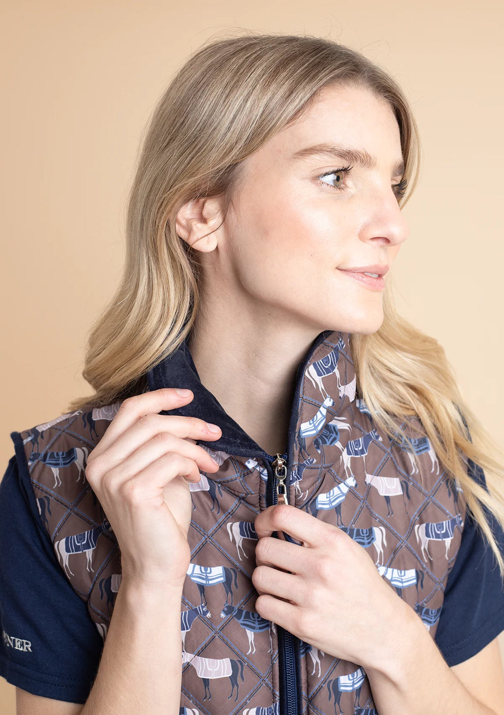 Florence Barn Vest | Victory Print