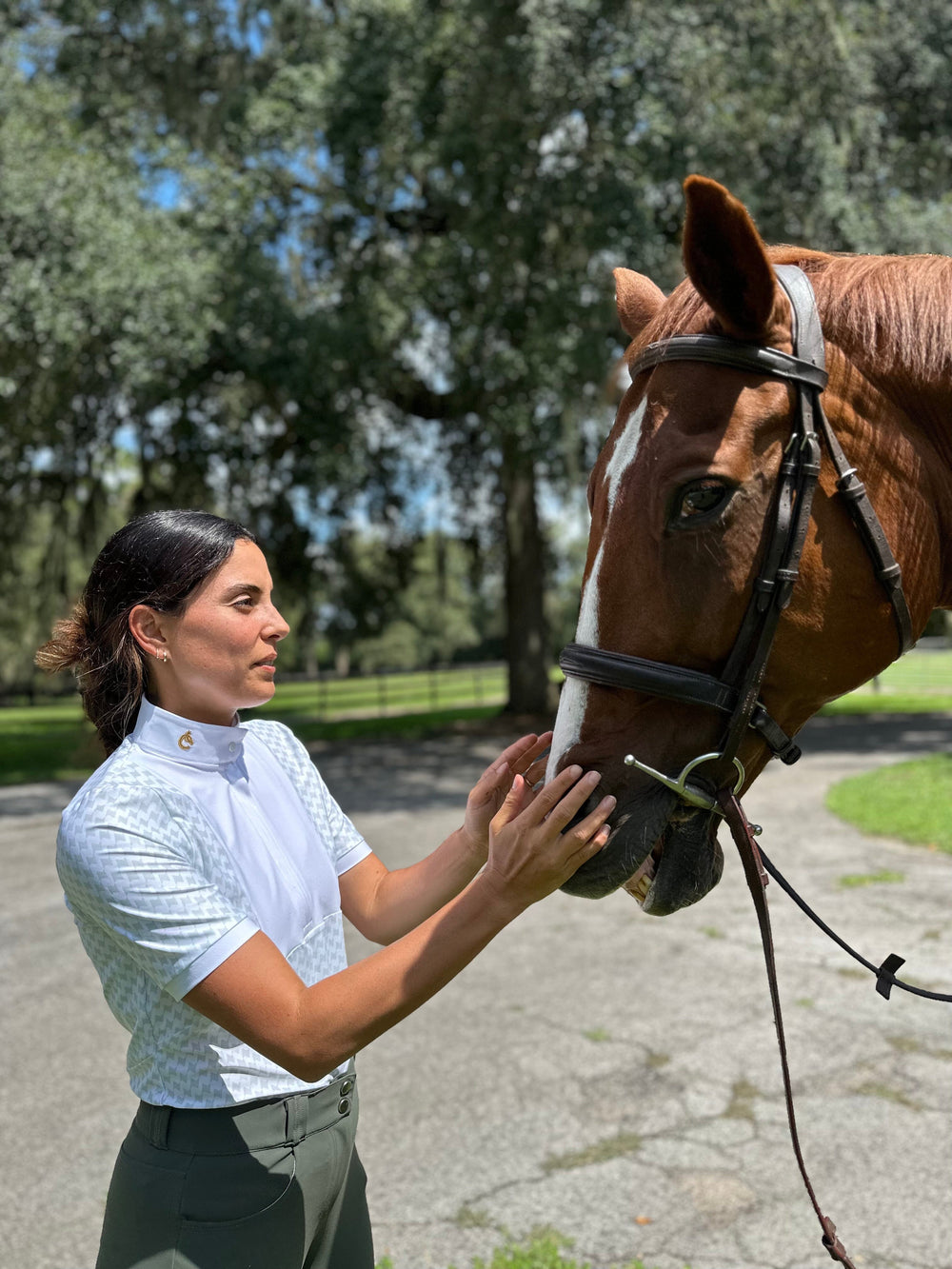 Helen Print Show Shirt - Equine Exchange Tack Shop
