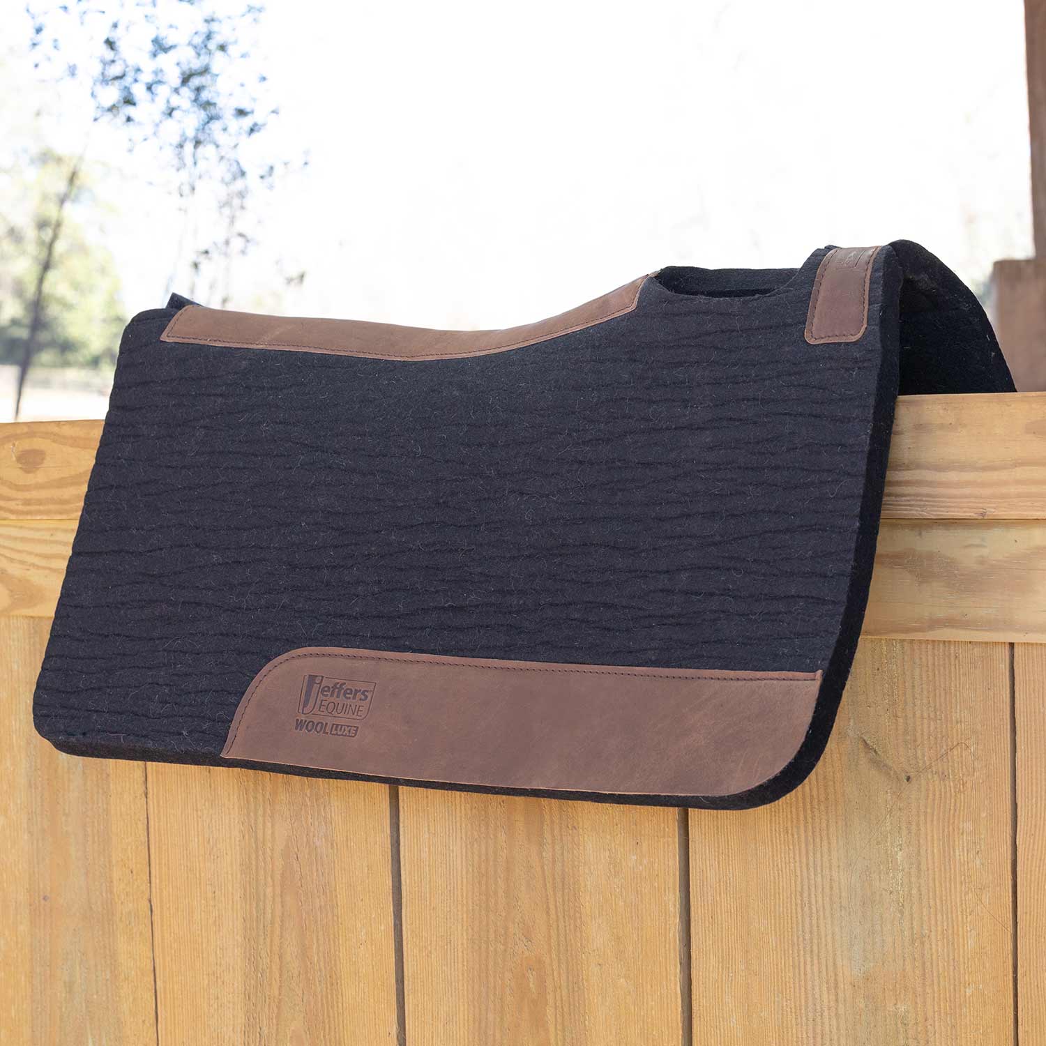 WoolLuxe 100% Wool Western Saddle Pad – Cushioned, Breathable, and Shock-Absorbing