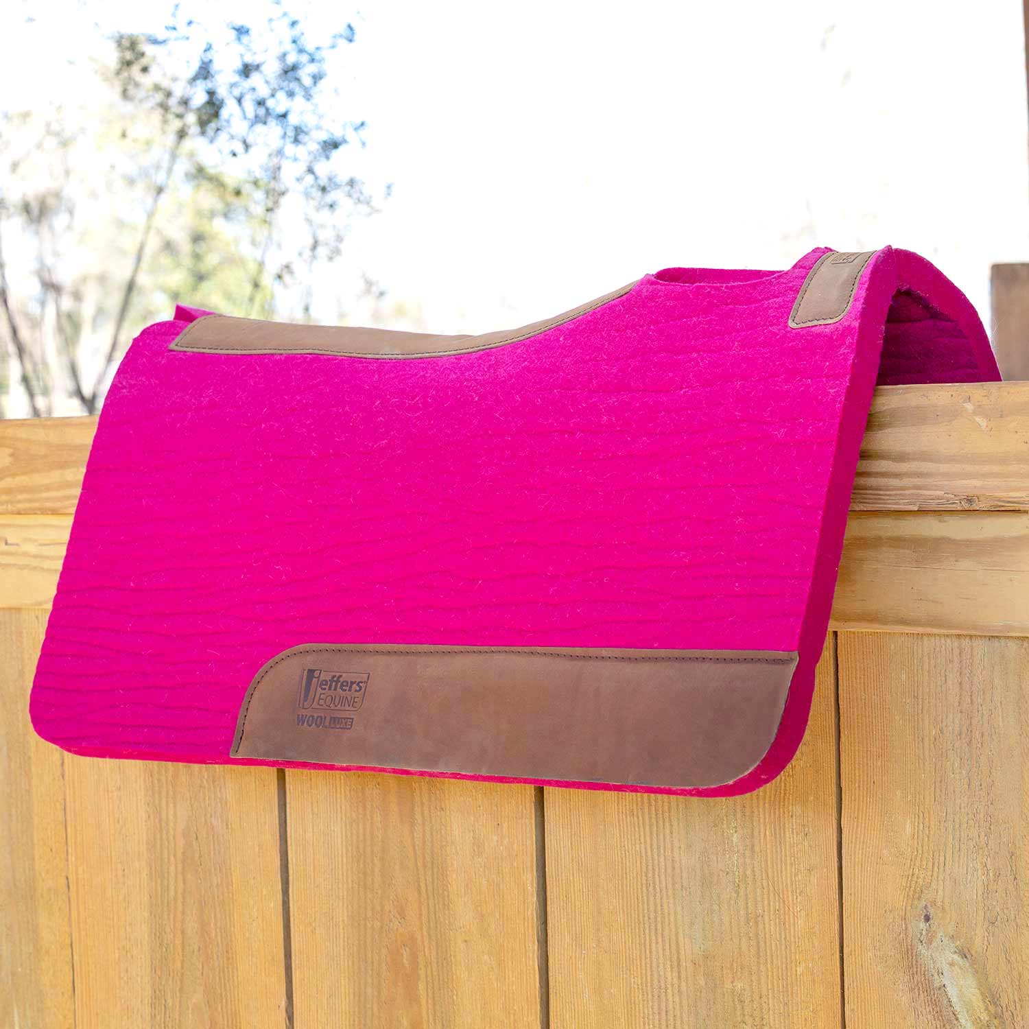WoolLuxe 100% Wool Western Saddle Pad – Cushioned, Breathable, and Shock-Absorbing