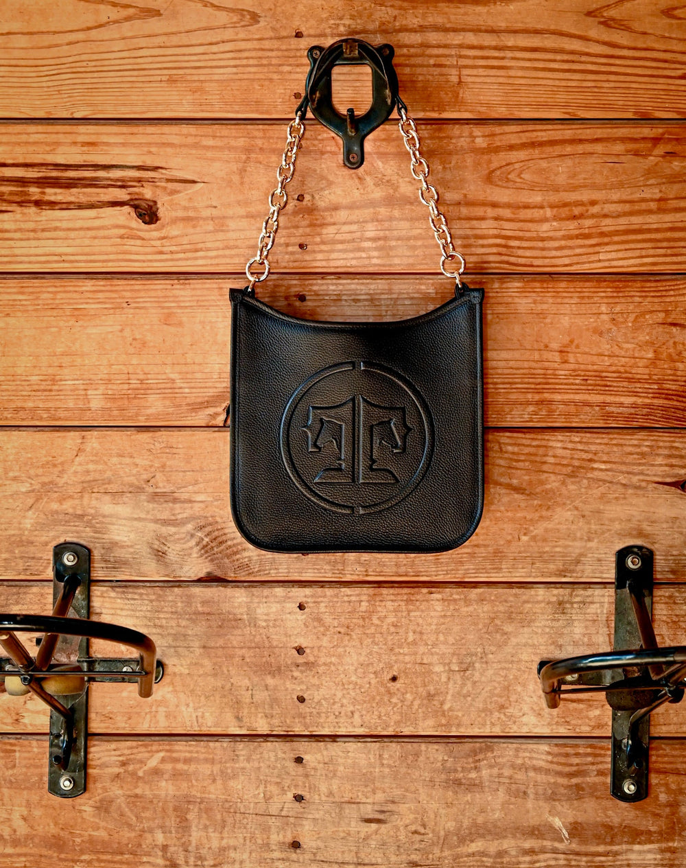 Middleburg Messenger, Signature - Equine Exchange Tack Shop